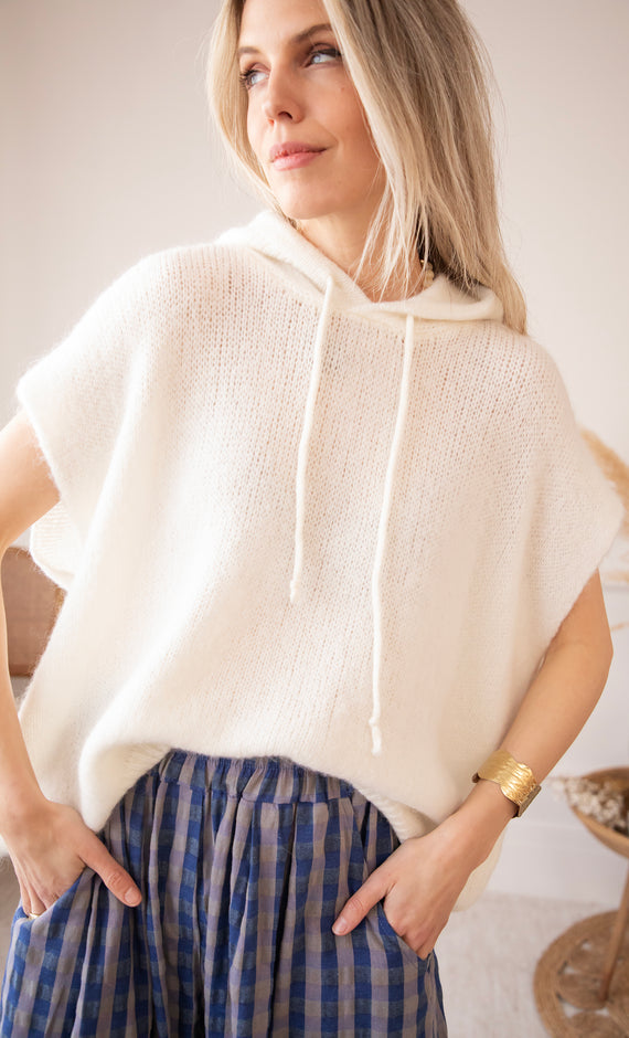Sleeveless Ease Beige - Trui