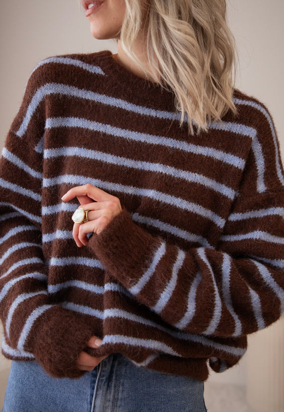 Samantha Stripe Choco/Soft Blue - Trui