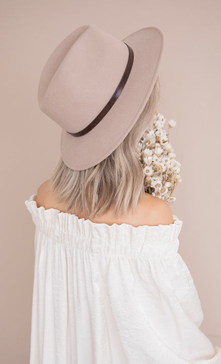 Heads Up Beige - Hat