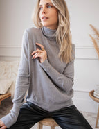 Get Your Basic Turtle Grey - Sweater