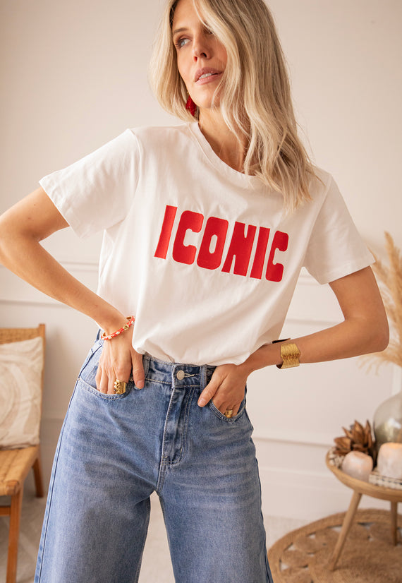 Call Me Iconic White/Red - T-Shirt