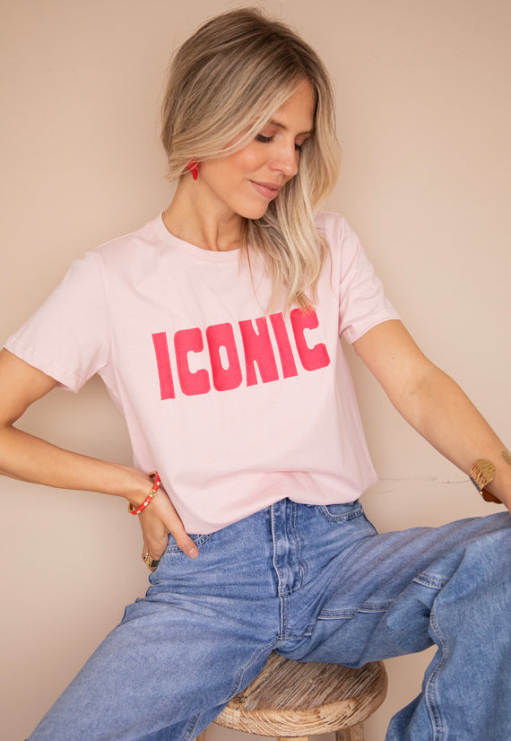 Call Me Iconic Soft Pink/Fuchsia - T-Shirt