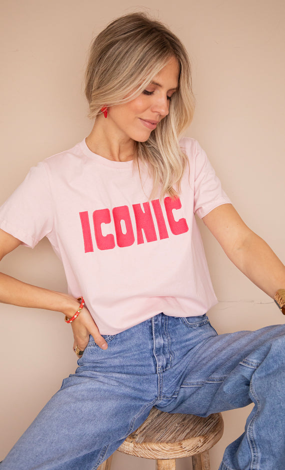 Call Me Iconic Soft Pink/Fuchsia - T-Shirt