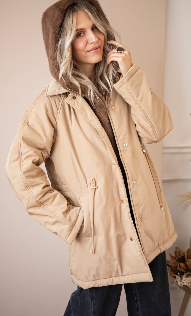 Warm Embrace Beige/Brown - Jas