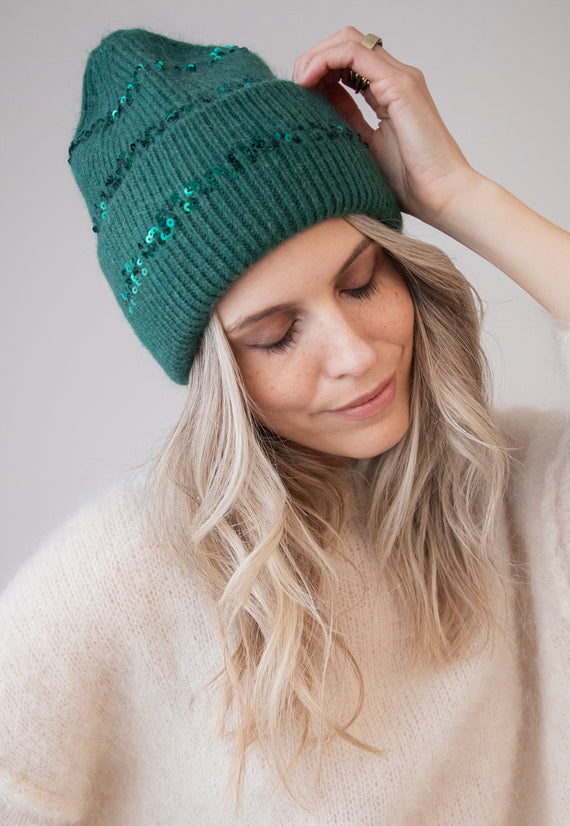 Winter Sparks Dark Green - Hat