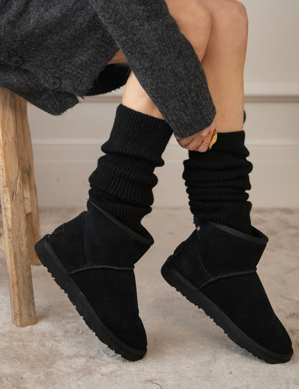 You Keep Me Warm Black - Leg Warmers