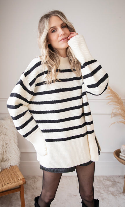 Bold Stripes Beige - Sweater