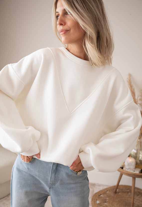 Snuggle Up Stitch White - Sweater