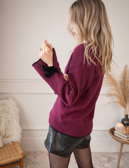 Bow Bliss Burgundy/Black - Sweater