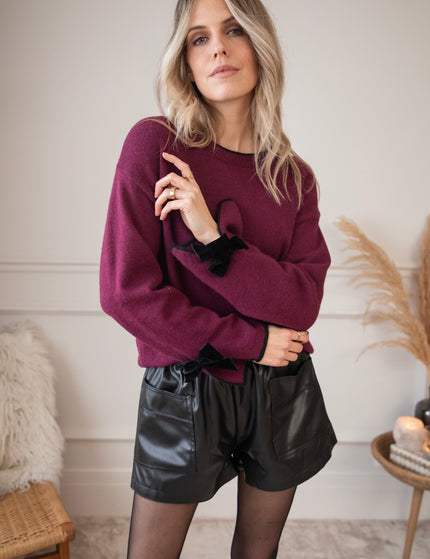 Bow Bliss Burgundy/Black - Sweater