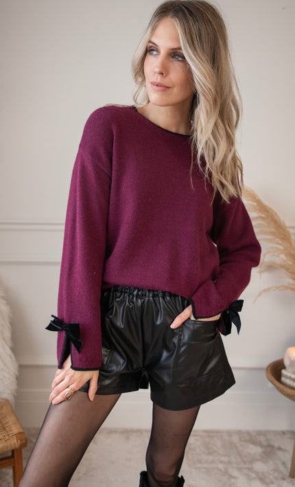 Bow Bliss Burgundy/Black - Sweater