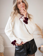 Bow Bliss Beige/Burgundy - Sweater