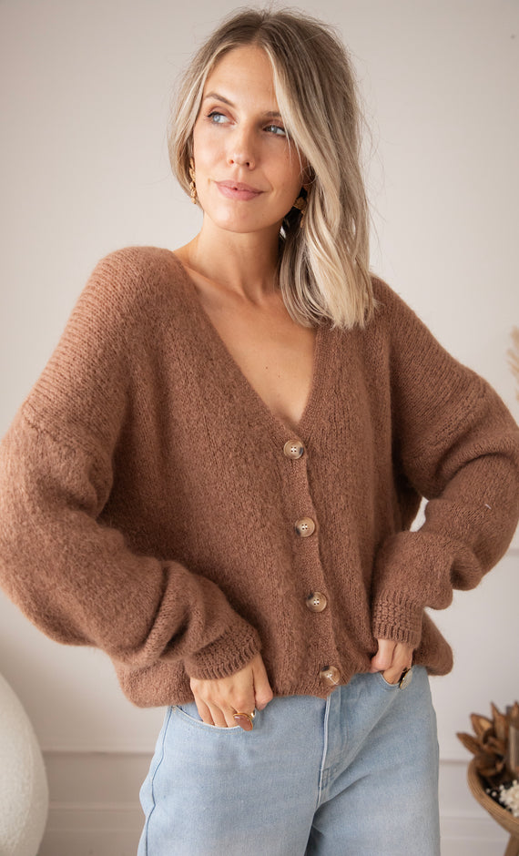The Cozy Knit Caramel - Cardigan