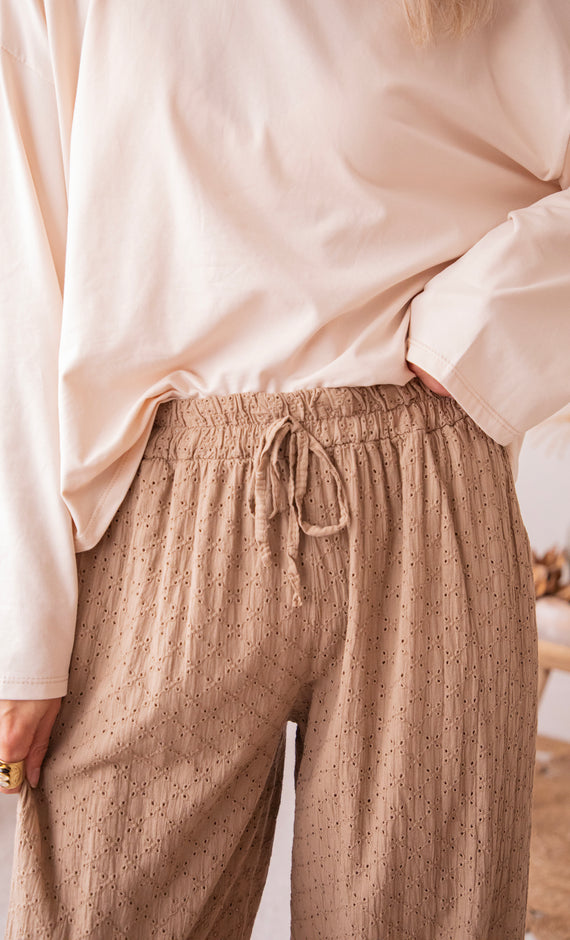 Easy Embroidery Taupe - Pants