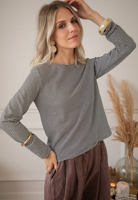 Beating Fine Stripe Black/White - Longsleeve