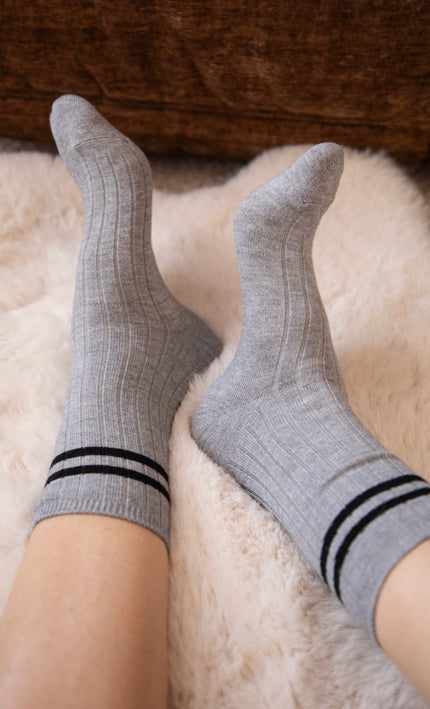 Cozy Lines Grey - Socks