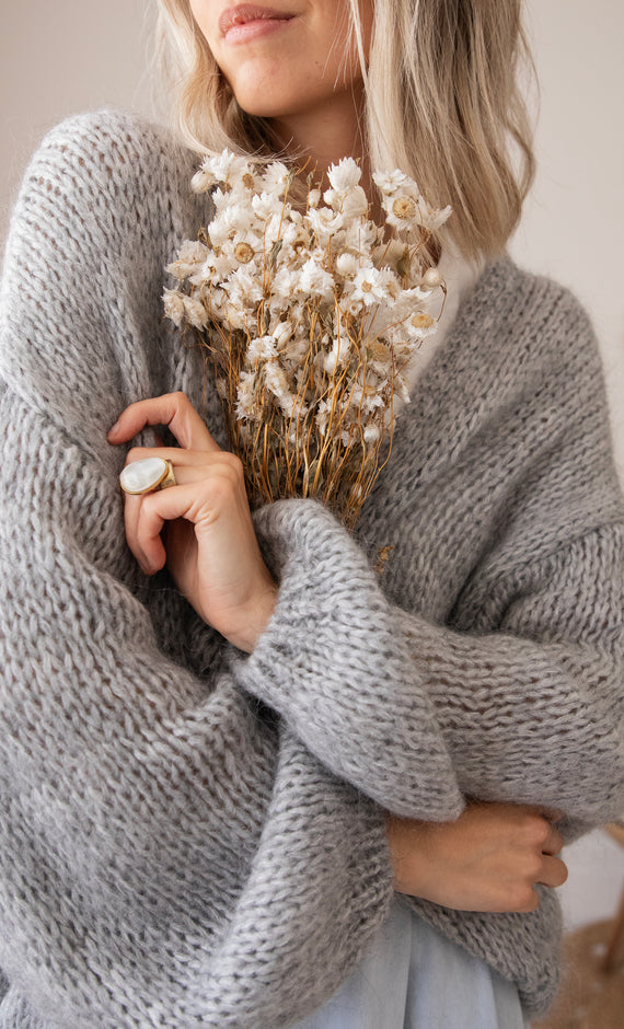 Strickjacke - Bernadette Clara - Grau