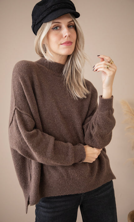 Soft Seamy Brown - Sweater