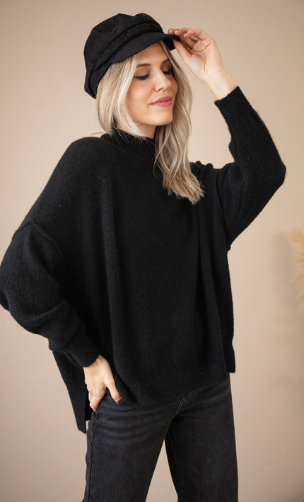 Soft Seamy Black - Sweater