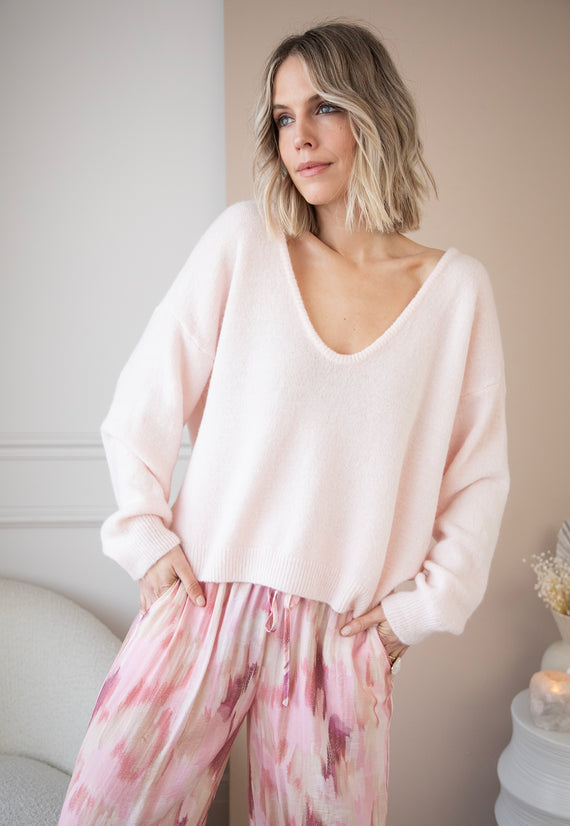 Tessa Vee Soft Pink - Sweater