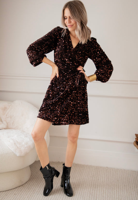 Kleid - Wrapped In Sequins - Choco