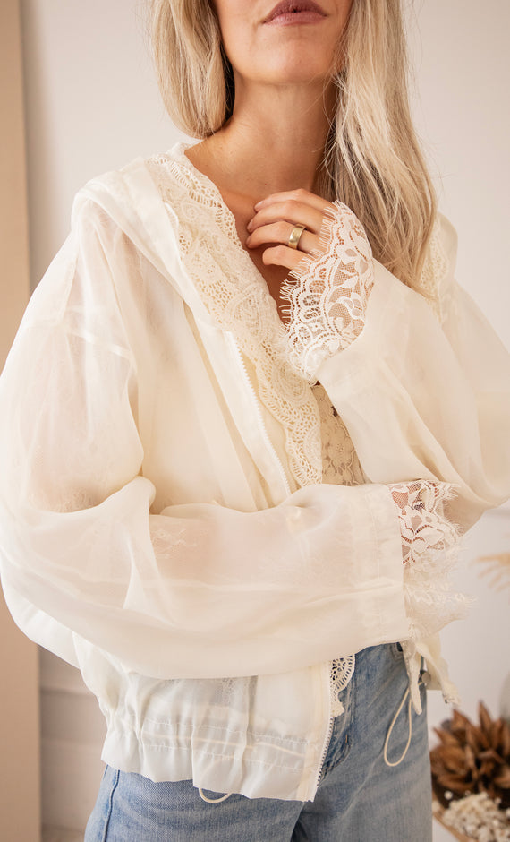 Donna Lace Beige - Jacket