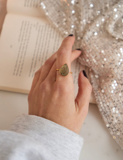 Ring - Labradorite Drop - Taupe/Gold