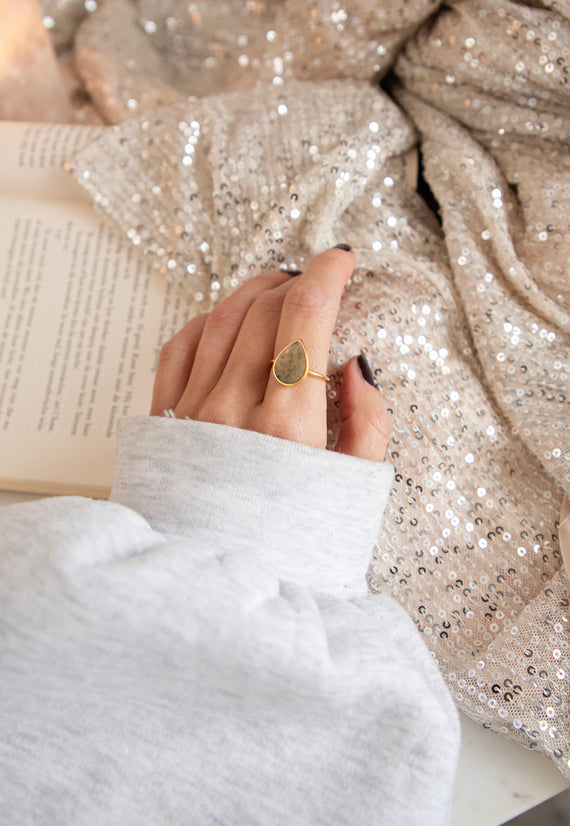 Labradorite Drop Taupe/Gold - Ring