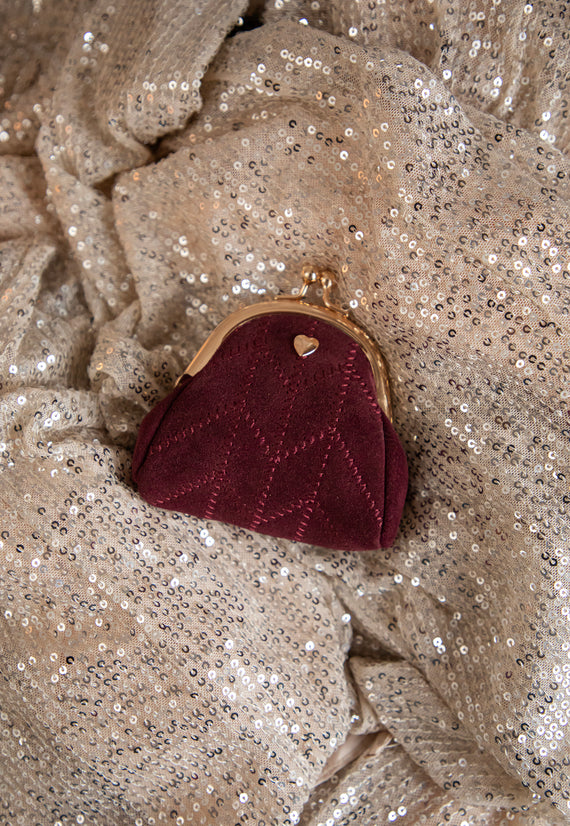 Lovey Dovey Burgundy - Clutch