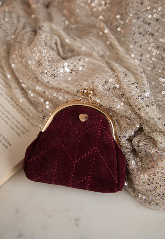 Lovey Dovey Burgundy - Clutch
