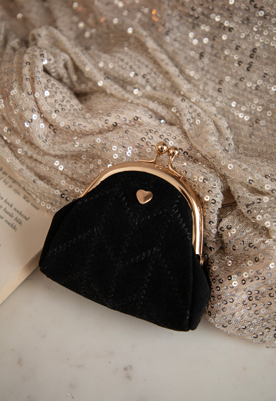 Lovey Dovey Black - Clutch