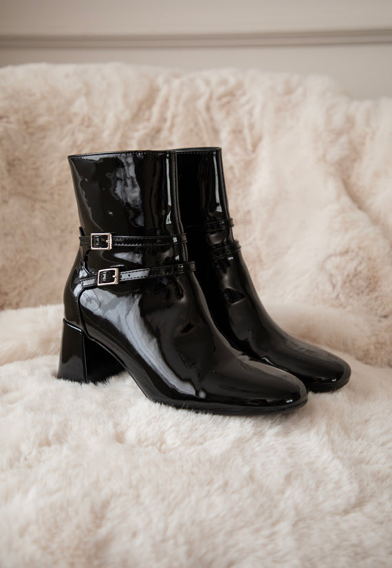 Liliane Lacquer Black - Boots