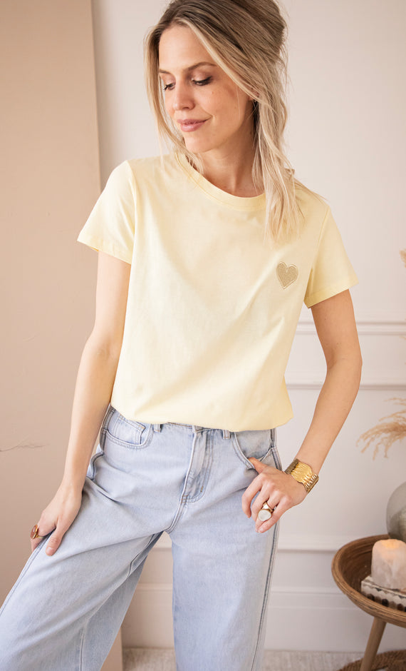 Beating Heart Butter Yellow - T-Shirt