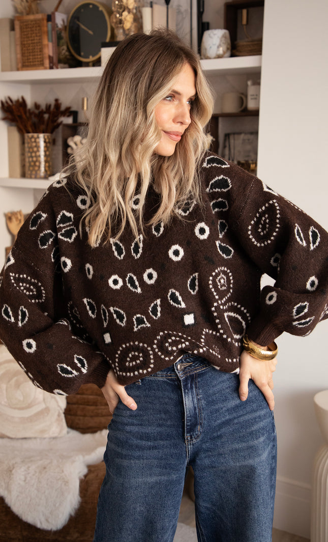 Cozy Paisley Days Brown - Trui