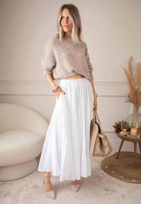 Dreamy Pleated White - Maxi Skirt 