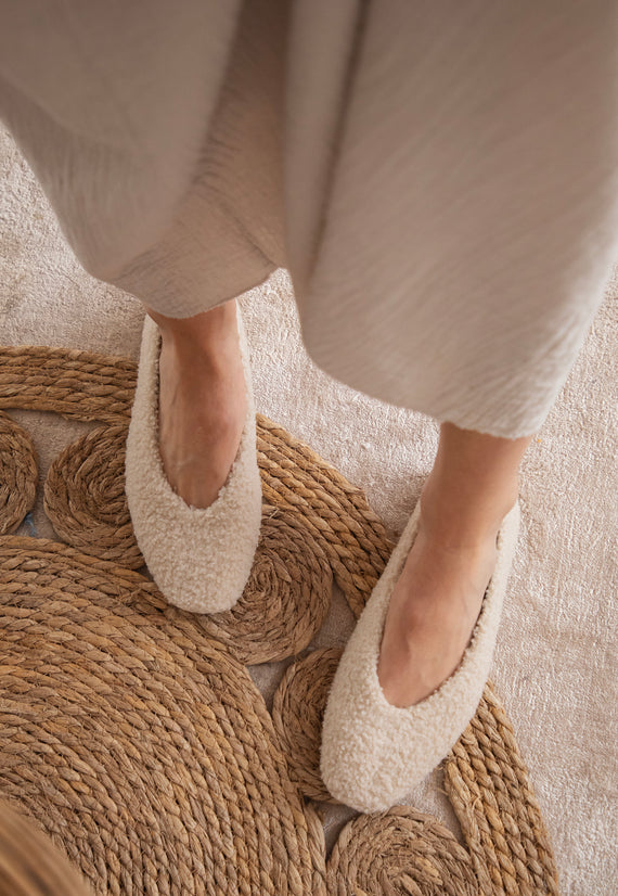 Teddy Walks Beige - Flats