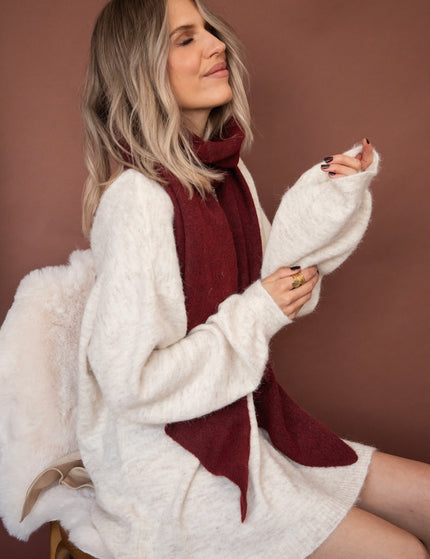 Hold Me Close Bordeaux - Scarf