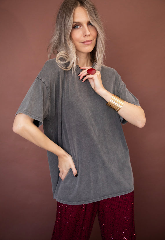 The Base Dark Grey - T-Shirt