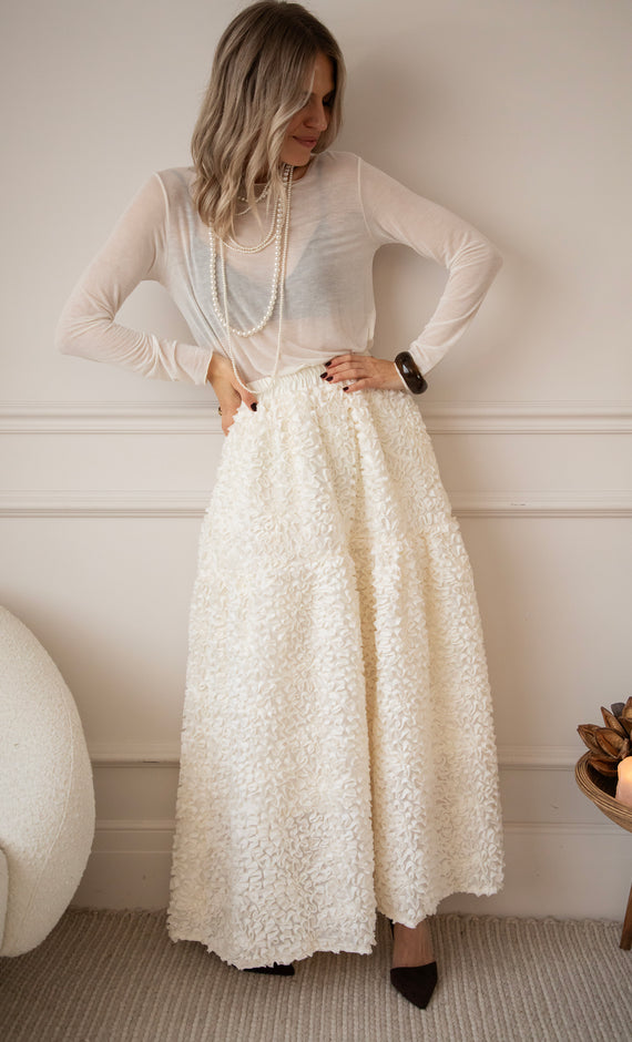 Dolly Charm Beige - Maxi Skirt