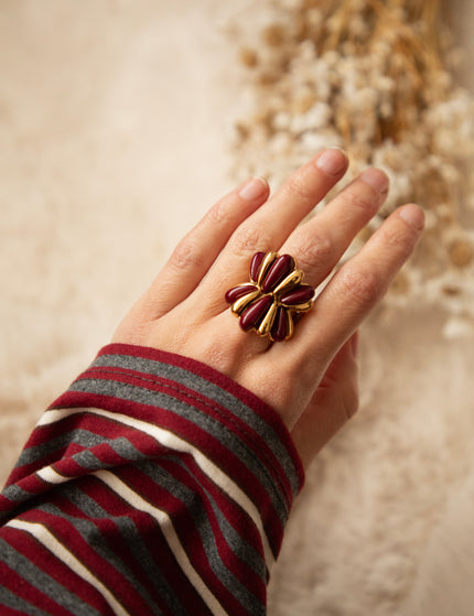 Retro Petals  Gold/Burgundy - Ring