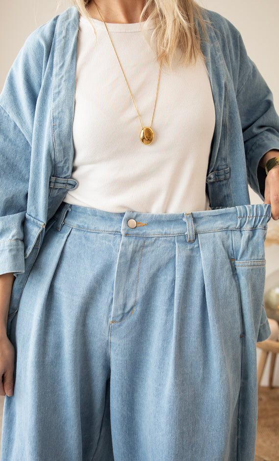 Loosen Up Blue - Jeans