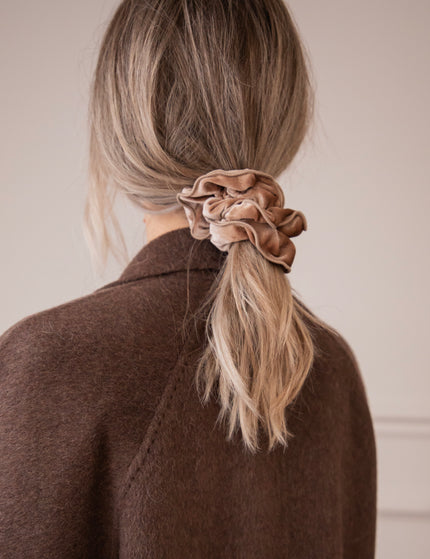 Velvet Twist Taupe - Scrunchie