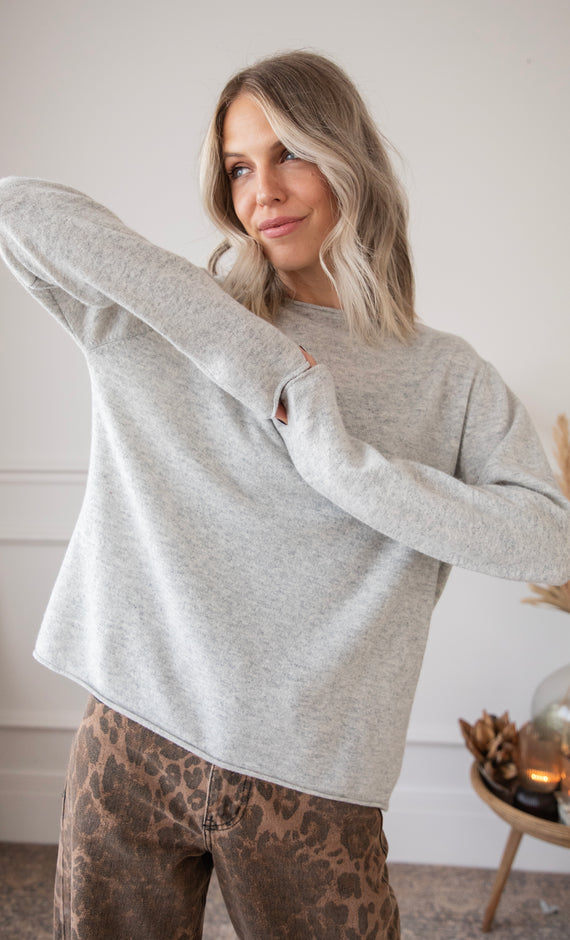 Pullover - A True Basic - Grau