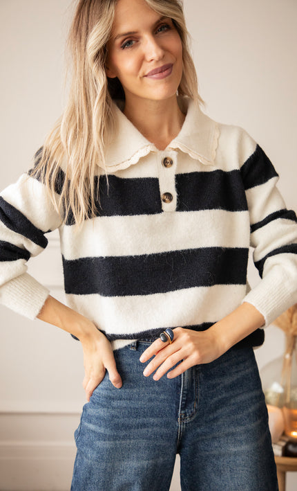 Lines & Lace Beige/Navy - Sweater