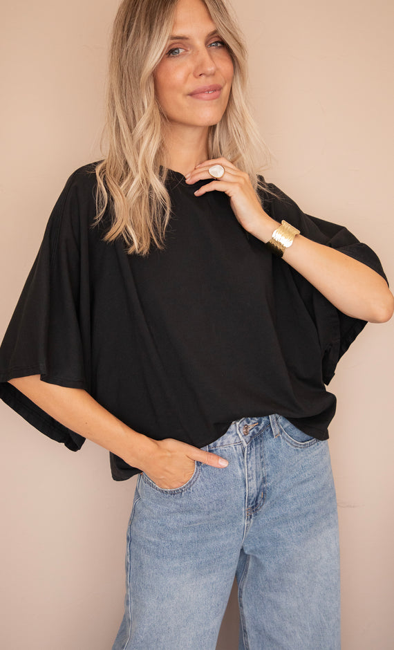 Butterfly Base Black - T-Shirt