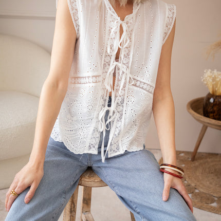 Collection image for: Romantic Tops & Wide Pants