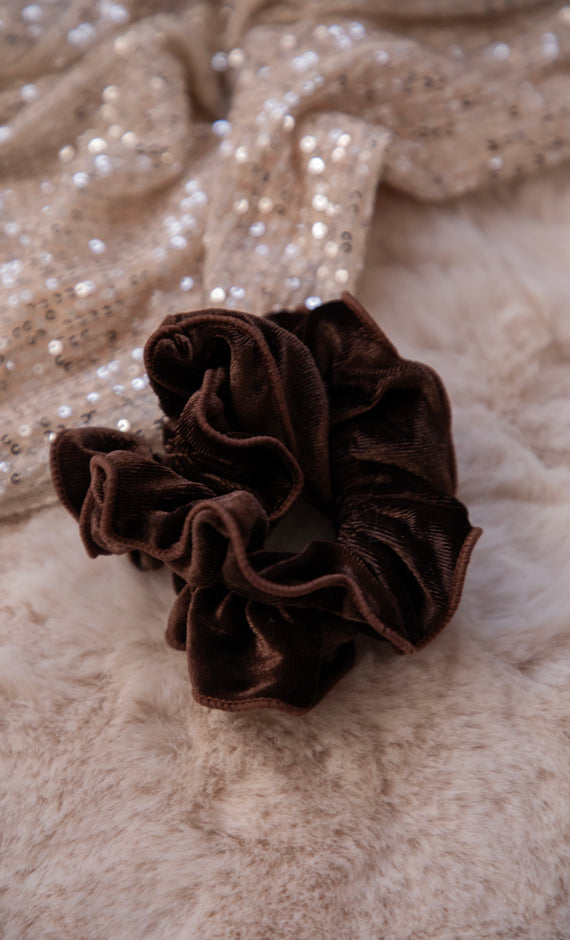 Velvet Twist Choco - Scrunchie