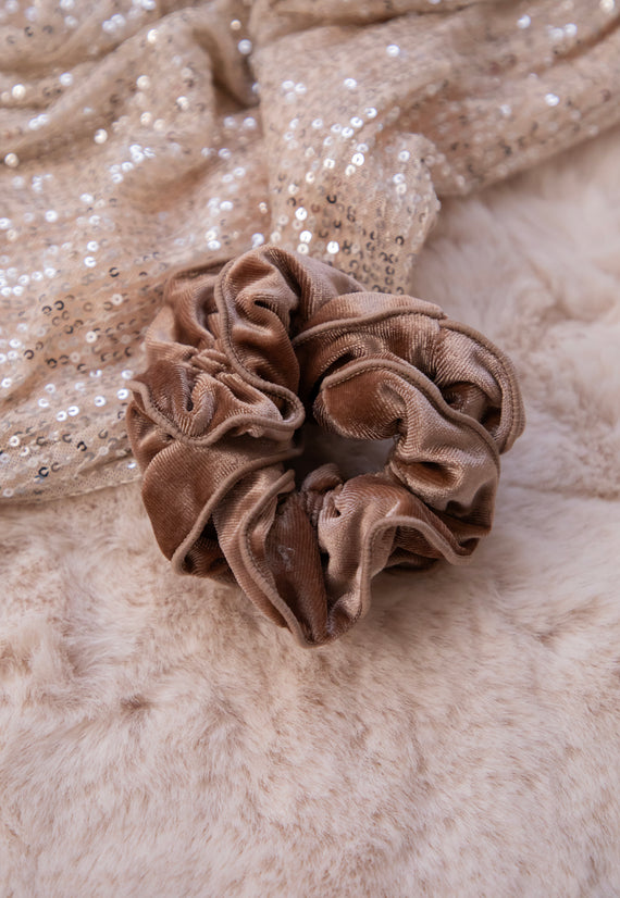 Velvet Twist Taupe - Scrunchie