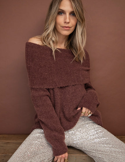 Soft Shoulders Burgundy - Sweater