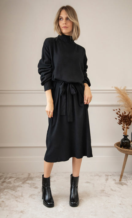 Layla Long Black - Sweater Dress